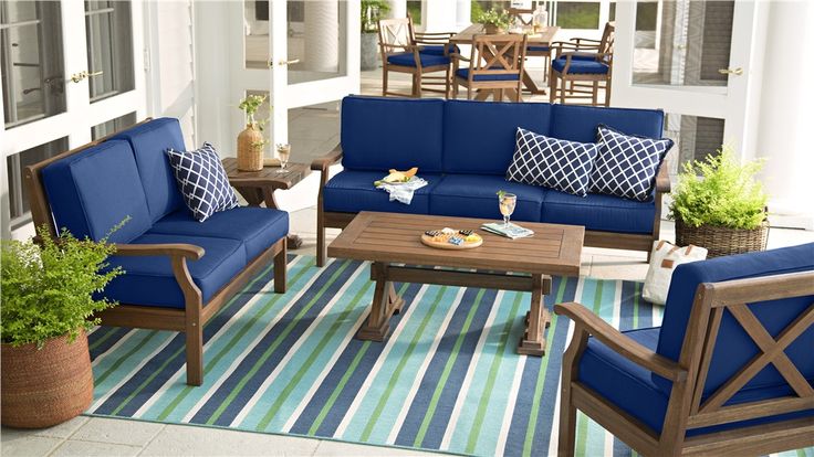 How to Protect Patio Furniture From Bad Weather